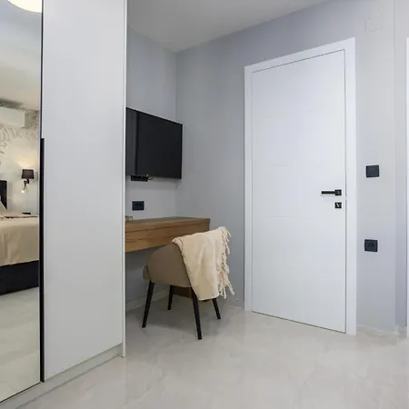 Deluxe With Heated Pool, Whirpool, Sea View, Beautiful Iv - By Traveler Tourist Agency Krk Id 2403 Krk Town