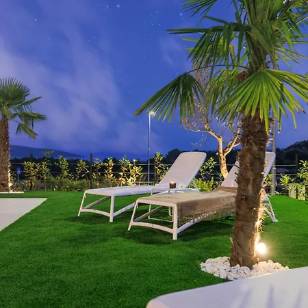 Deluxe With Heated Pool, Whirpool, Sea View, Beautiful Iv - By Traveler Tourist Agency Krk Id 2403
