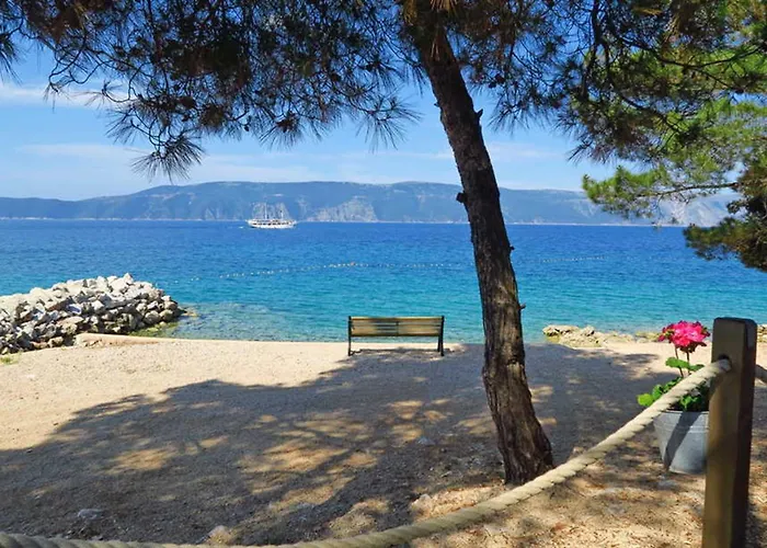 Deluxe With Heated Pool, Whirpool, Sea View, Beautiful Iv - By Traveler Tourist Agency Krk Id 2403