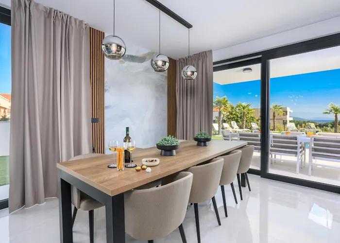 Vila Deluxe With Heated Pool, Whirpool, Sea View, Beautiful Iv - By Traveler Tourist Agency Krk Id 2403
