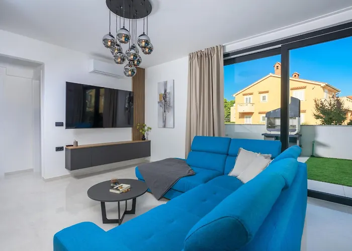 Vila Deluxe With Heated Pool, Whirpool, Sea View, Beautiful Iv - By Traveler Tourist Agency Krk Id 2403