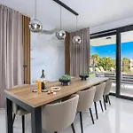 Villa Deluxe With Heated Pool, Whirpool, Sea View, Beautiful Iv - By Traveler Tourist Agency Krk Id 2403