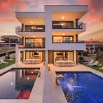 Deluxe With Heated Pool, Whirpool, Sea View, Beautiful Iv - By Traveler Tourist Agency Krk Id 2403 *